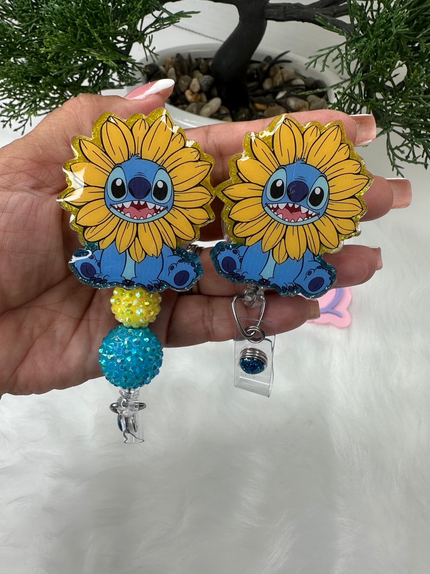 Sunflower Blue Alien Badge Reel