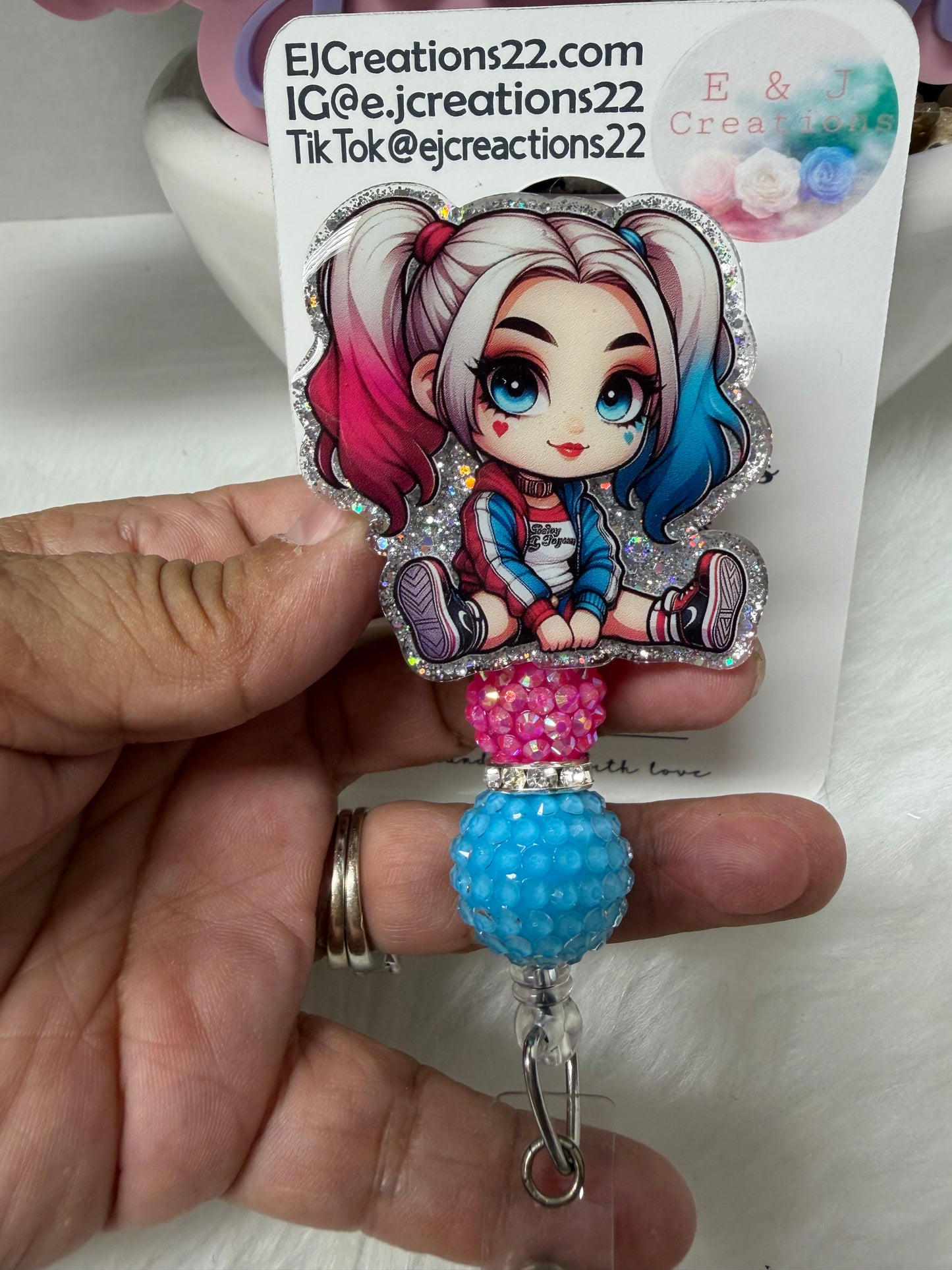 HQueen Badge Reel