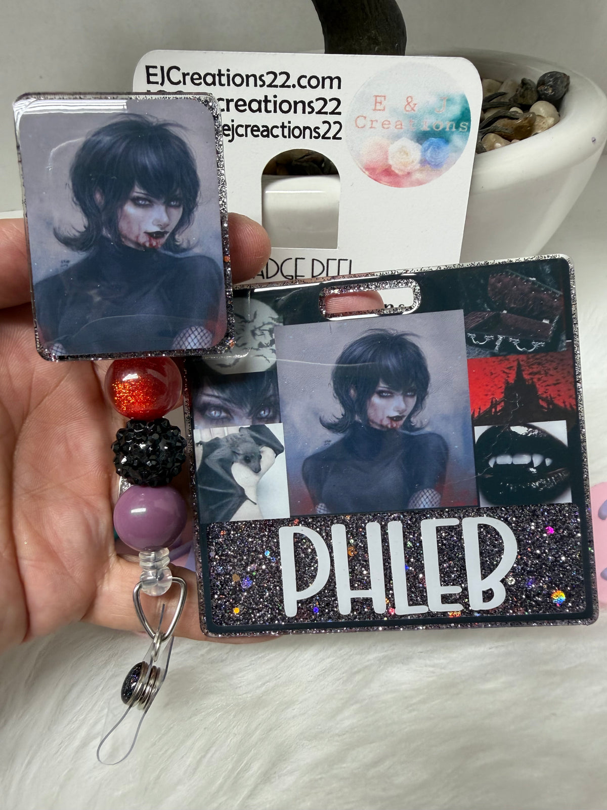 Mavis Vampire Badge Buddy Set
