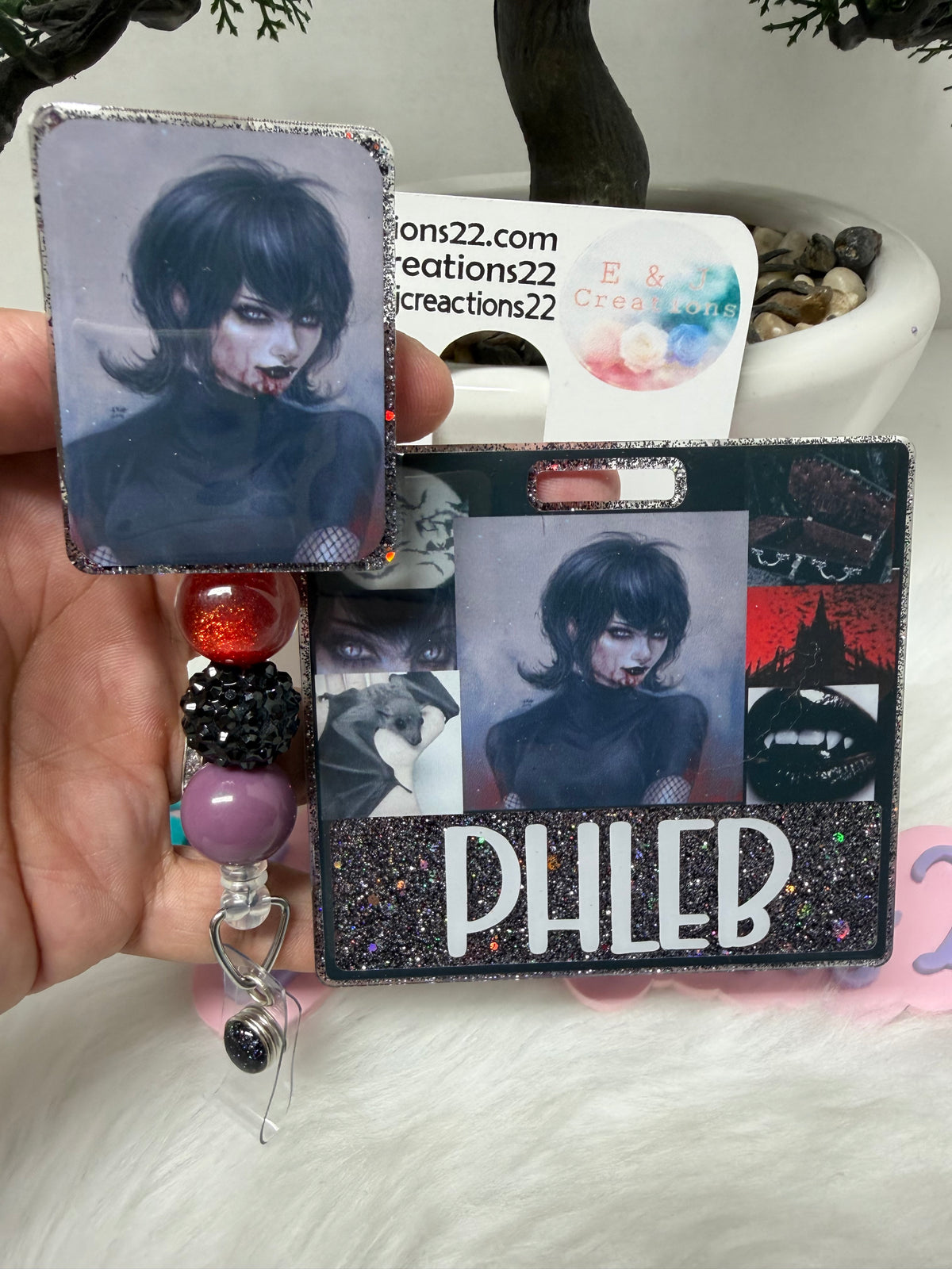Mavis Vampire Badge Buddy Set