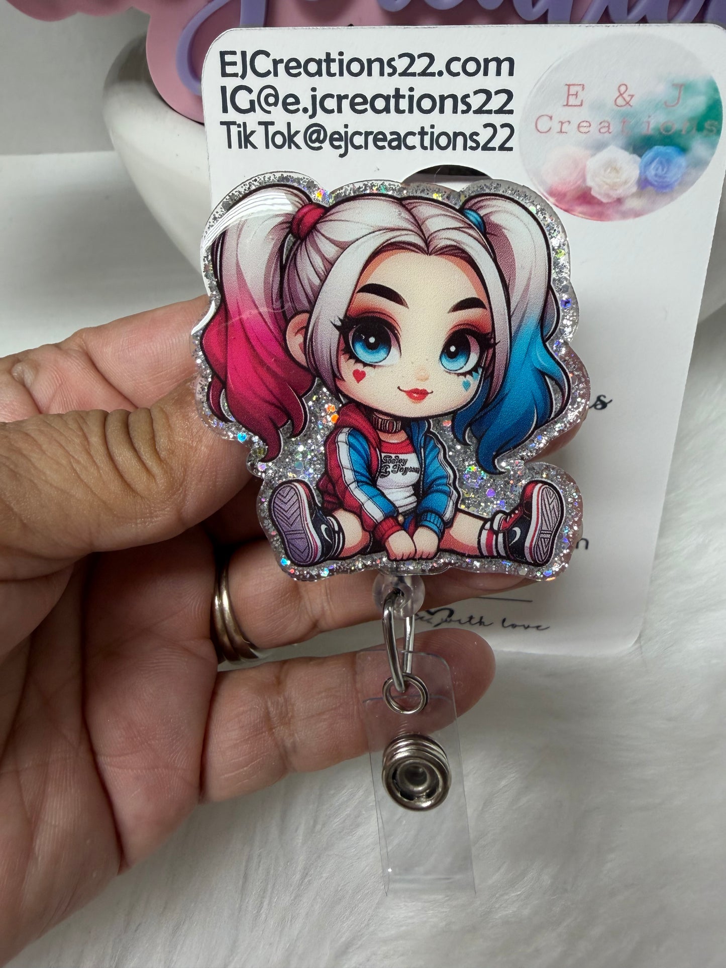 HQueen Badge Reel