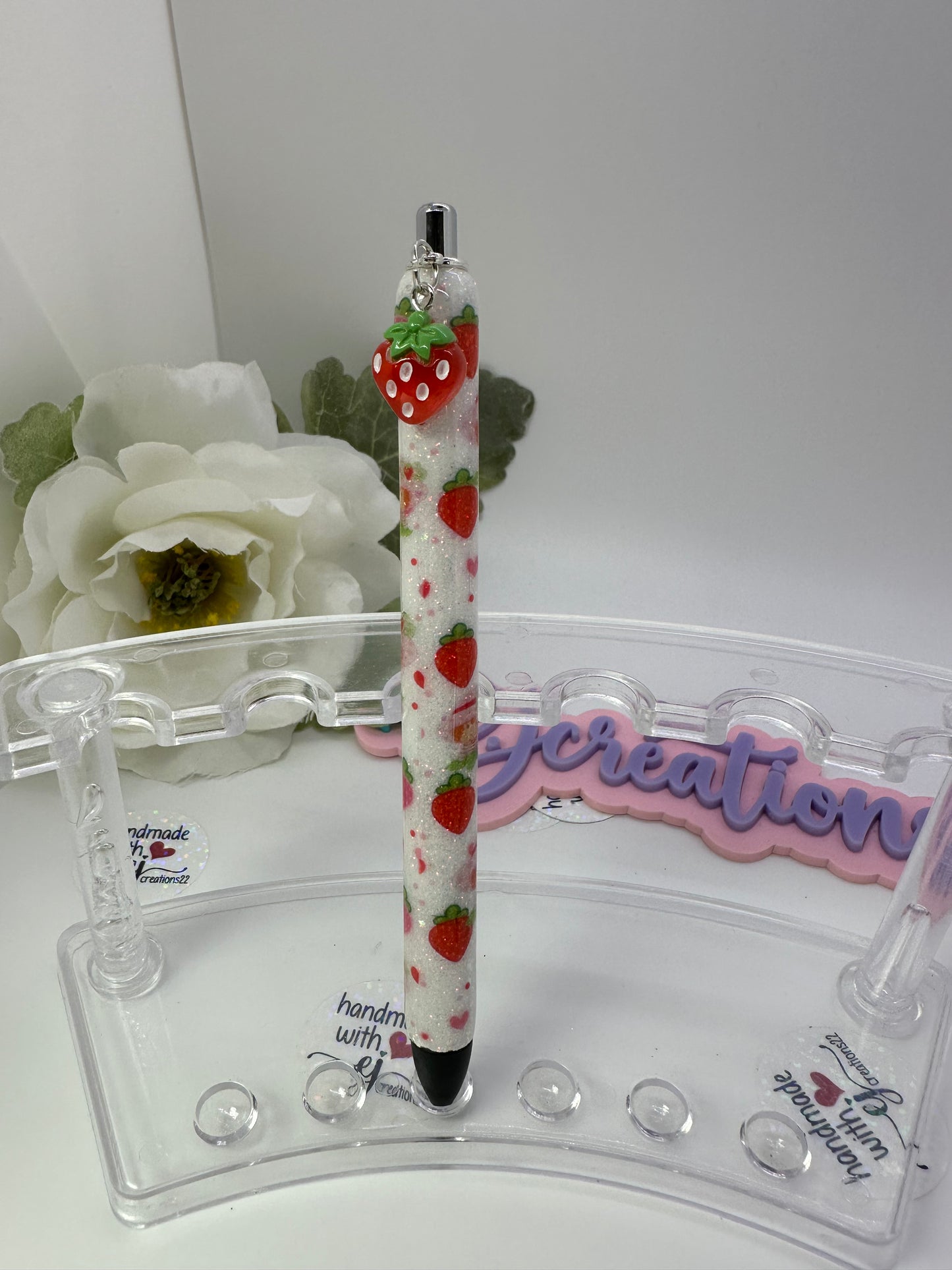 Strawberry Girl Anime Epoxy Glitter Pen