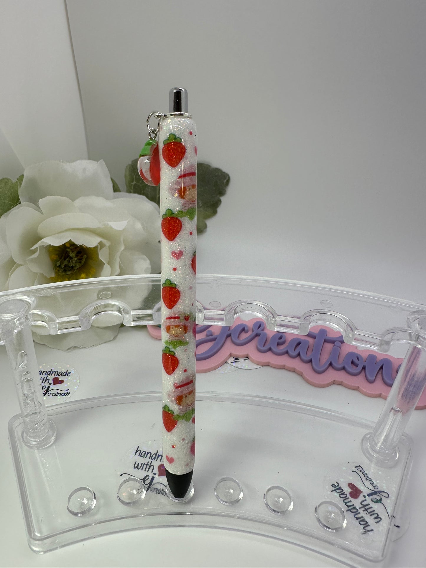 Strawberry Girl Anime Epoxy Glitter Pen