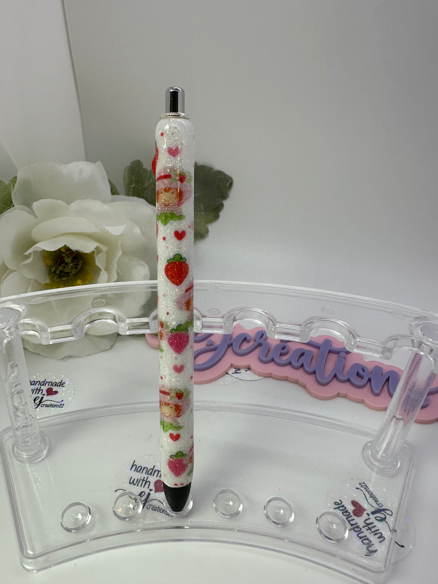 Strawberry Girl Anime Epoxy Glitter Pen