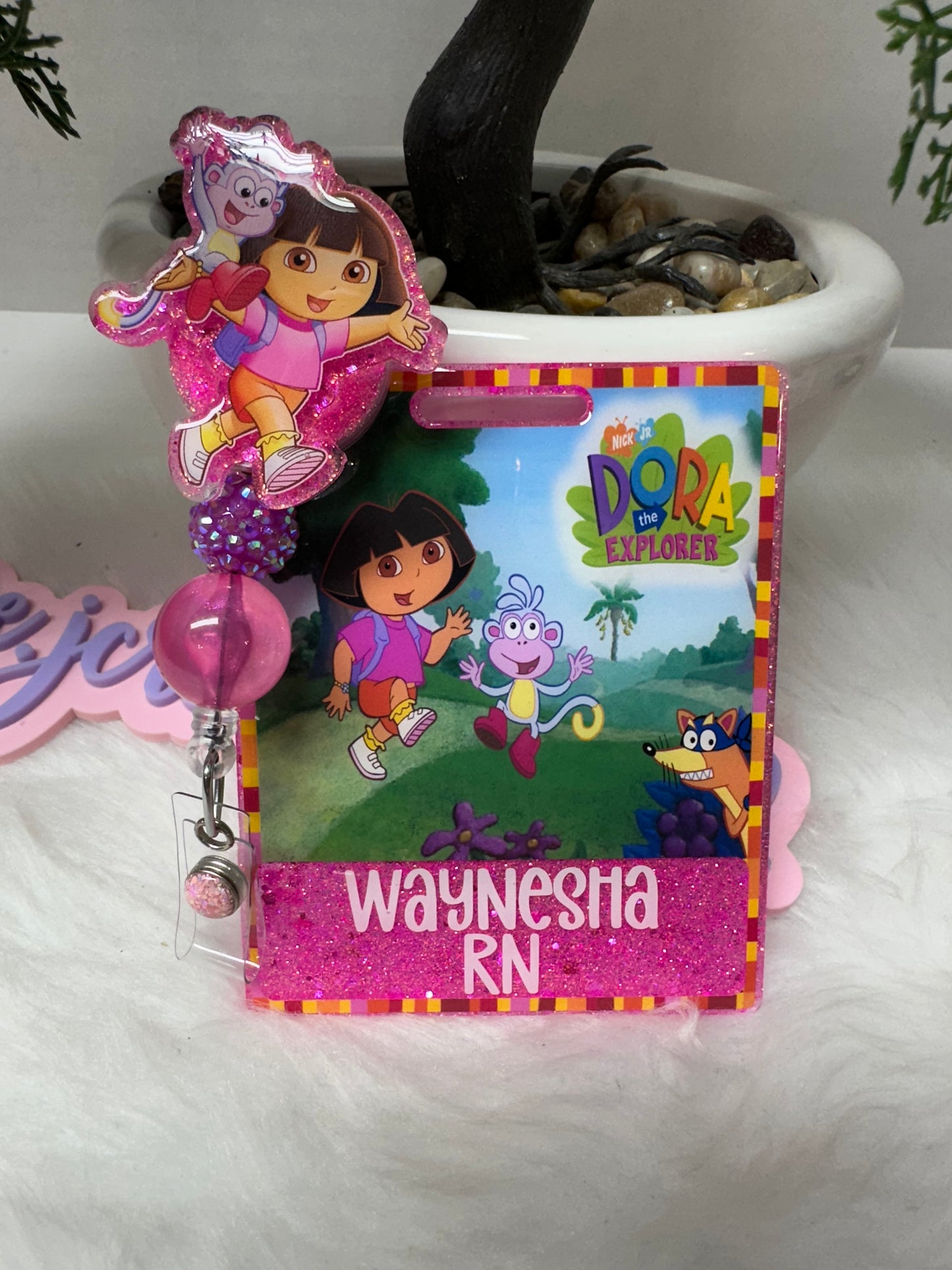 Dora Badge Buddy Set