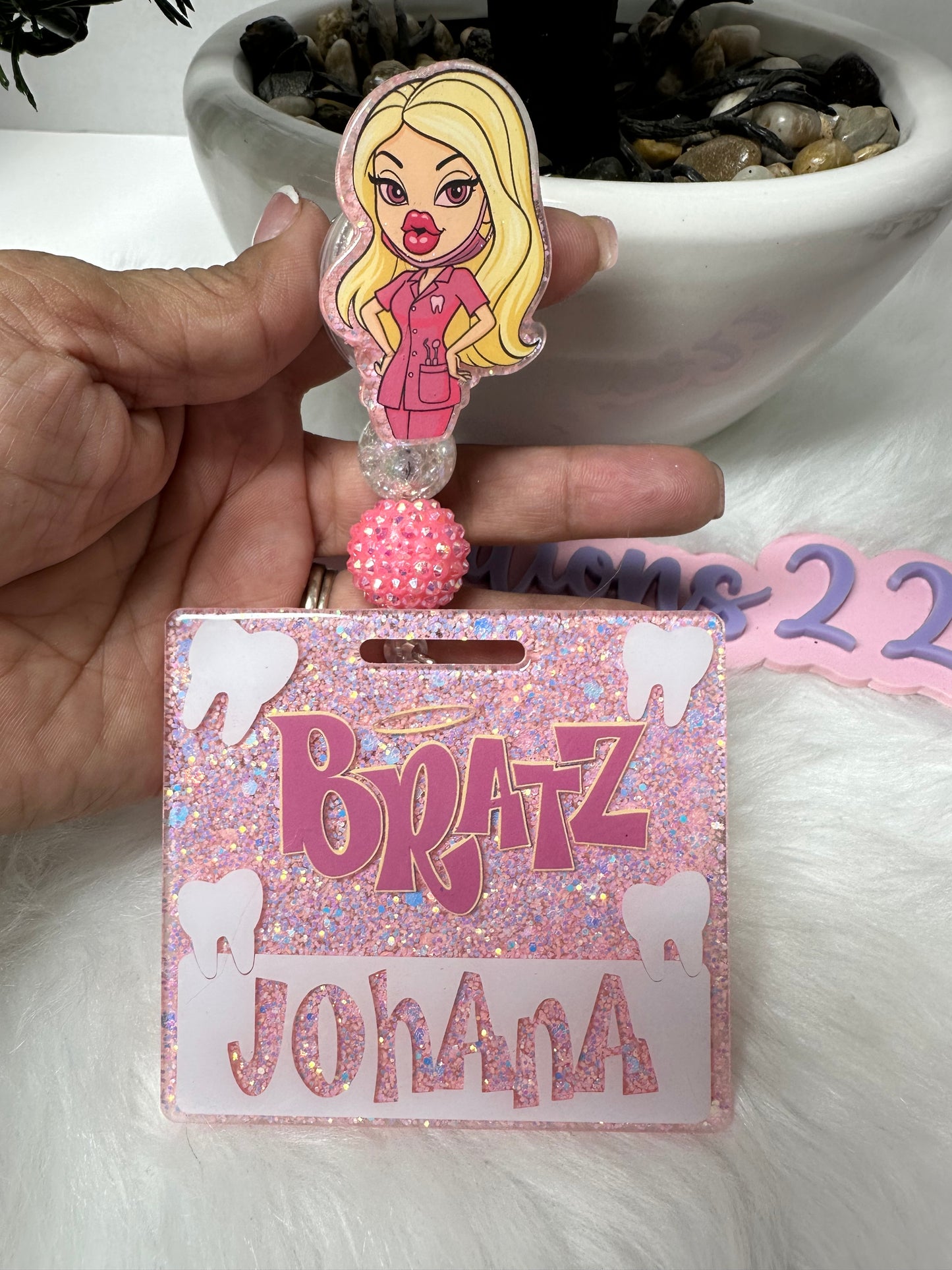 Chloe Bratz Dental Assistant Badge Buddy Set