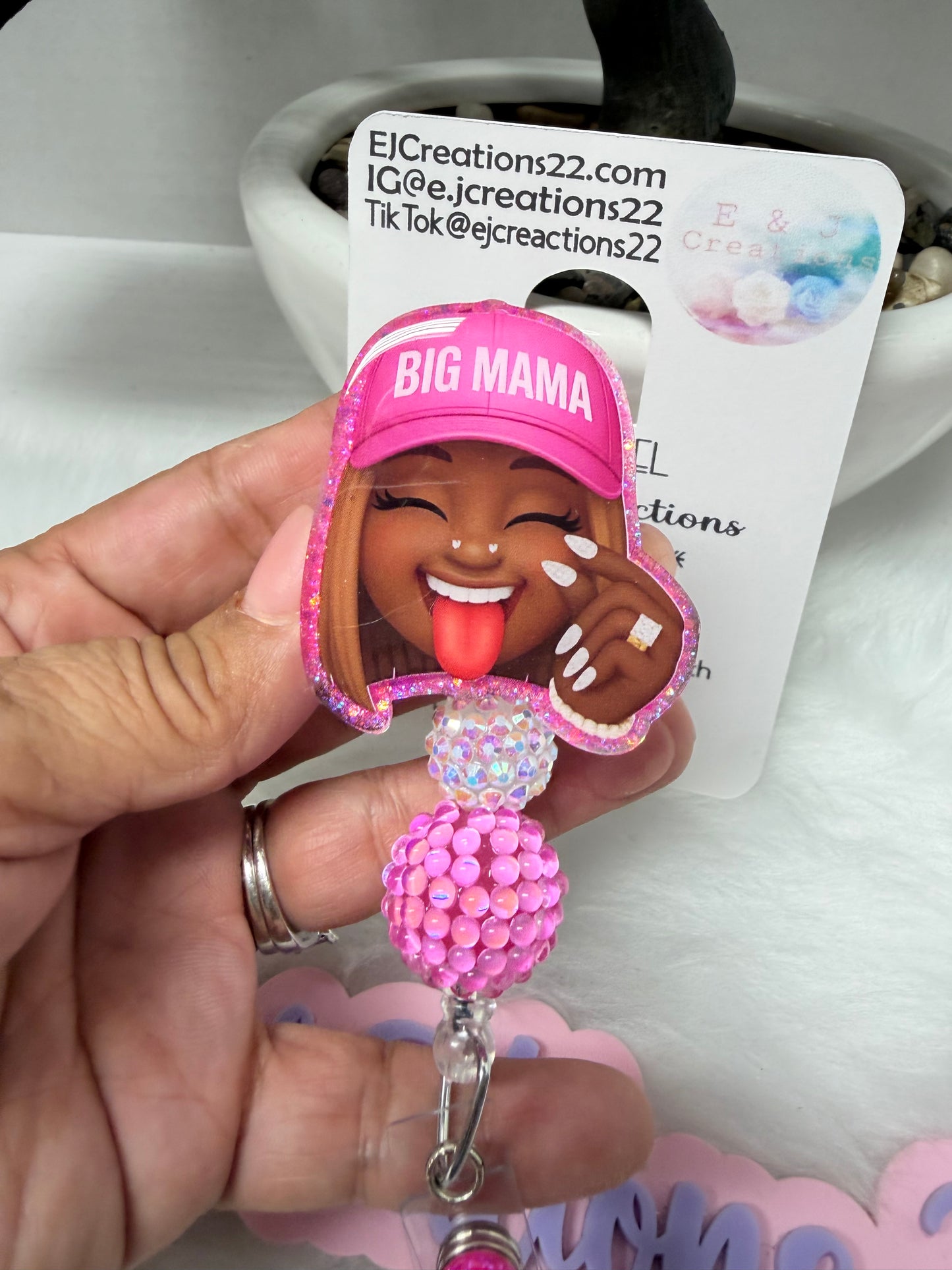 BIG MAMA Badge Reel