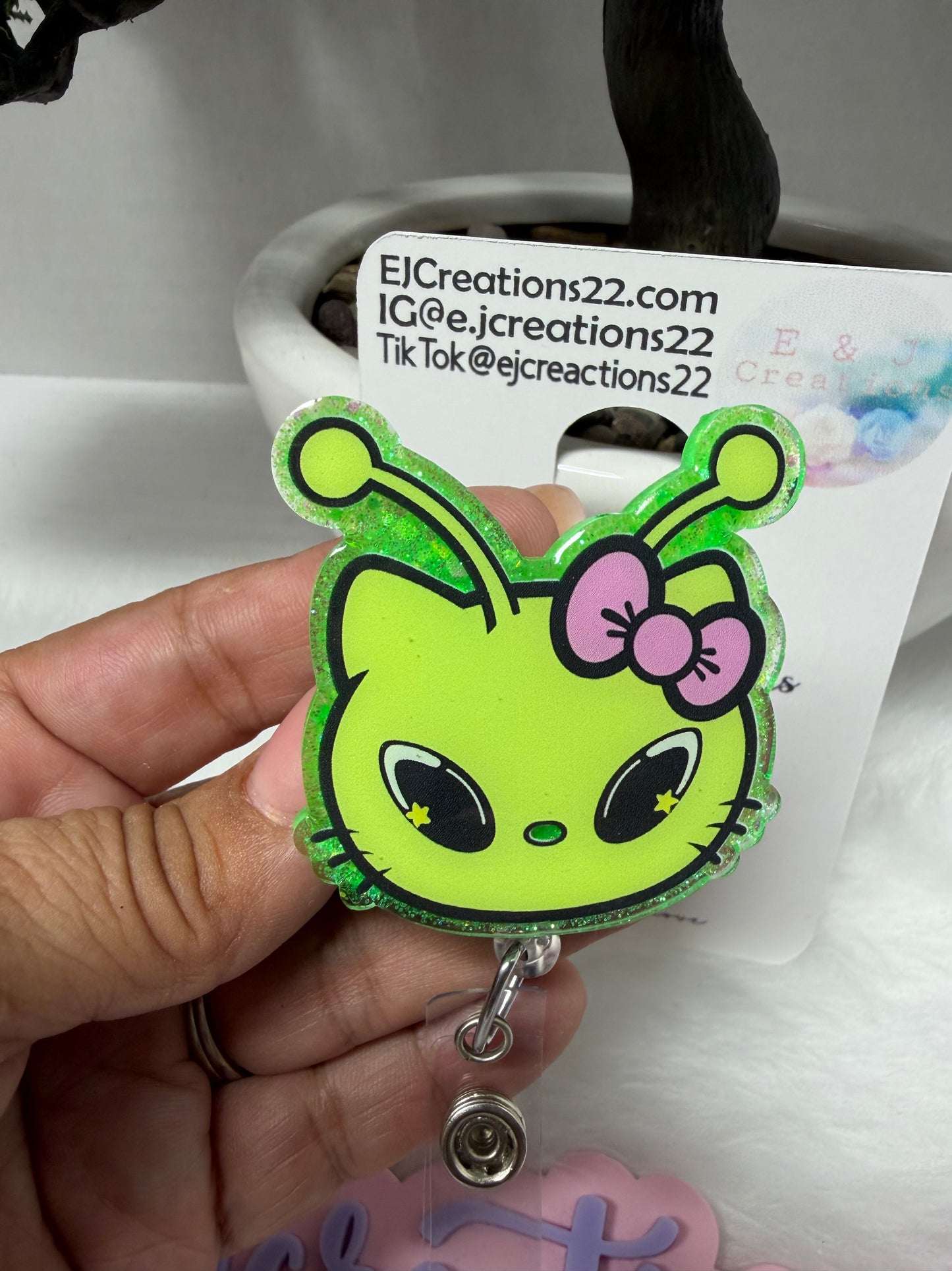 Alien Kitty Badge Reel