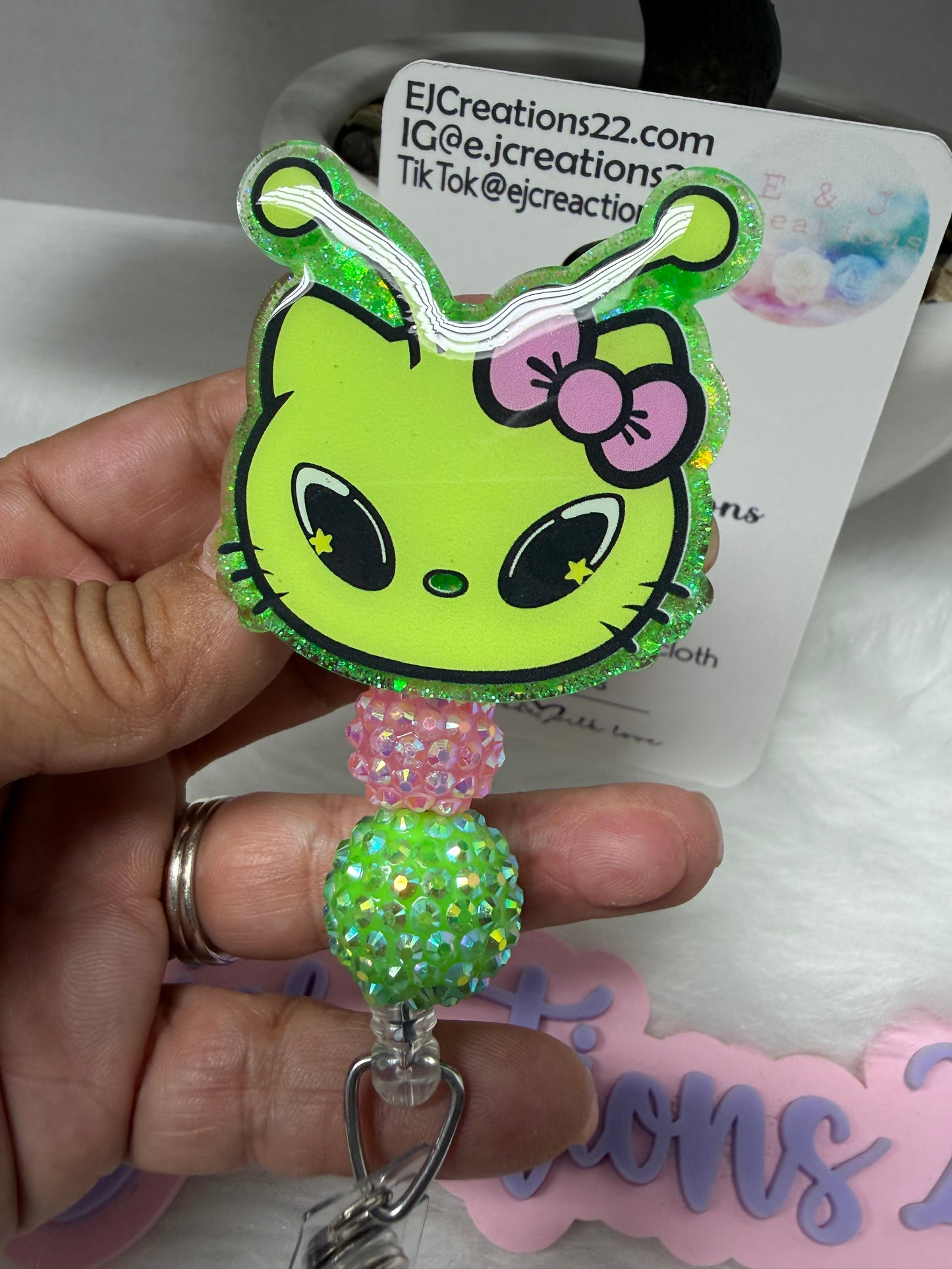 Alien Kitty Badge Reel