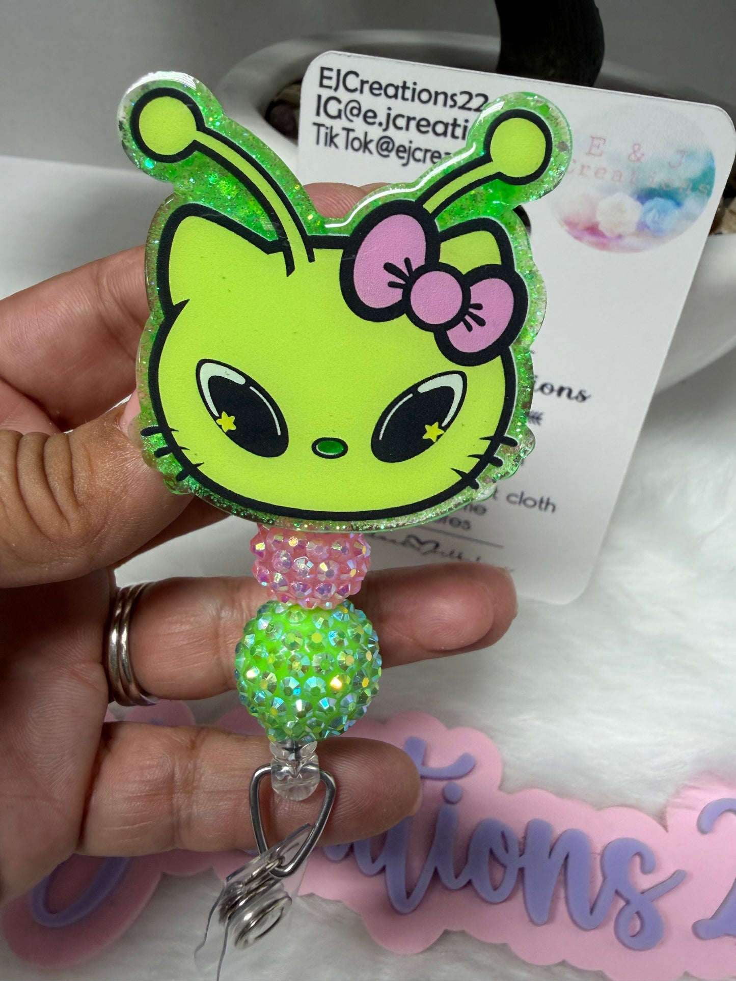 Alien Kitty Badge Reel