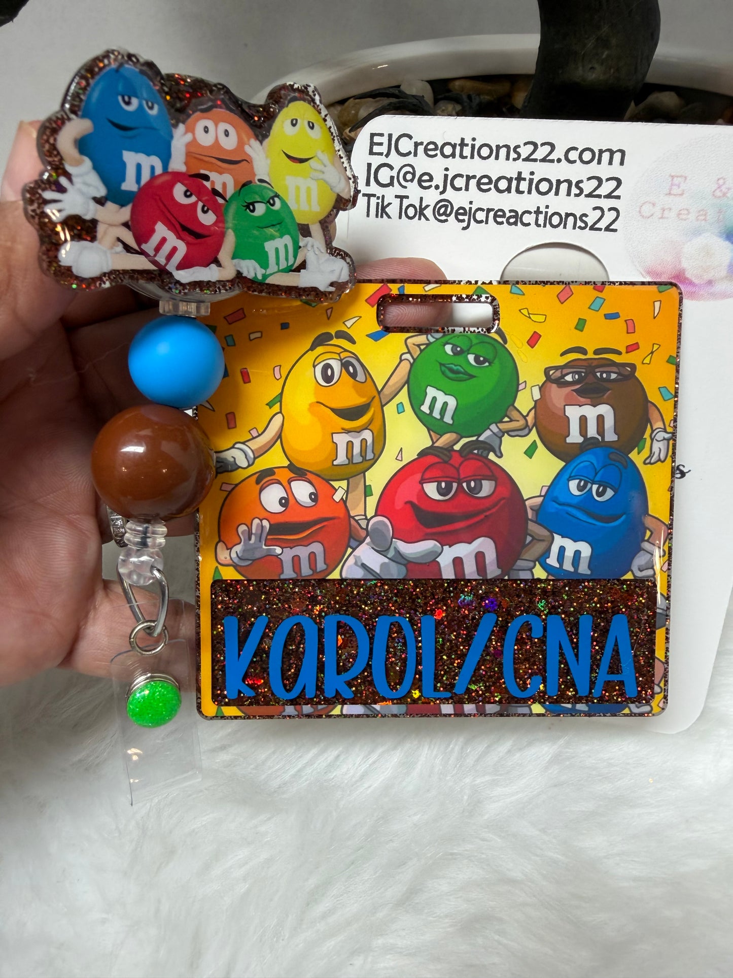 MM Chocolates Badge Buddy Set