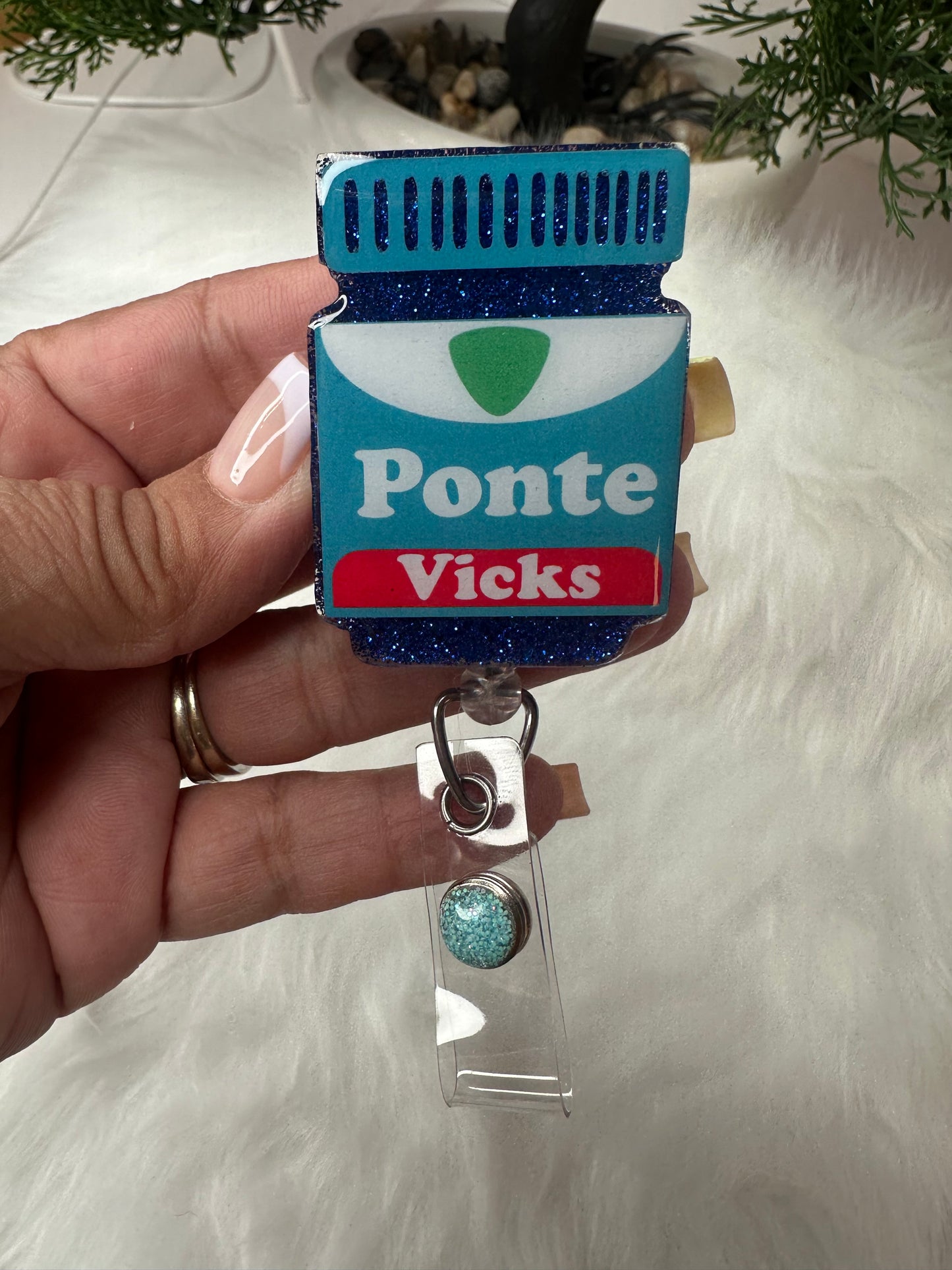 Ponte Vicks Badge Reel
