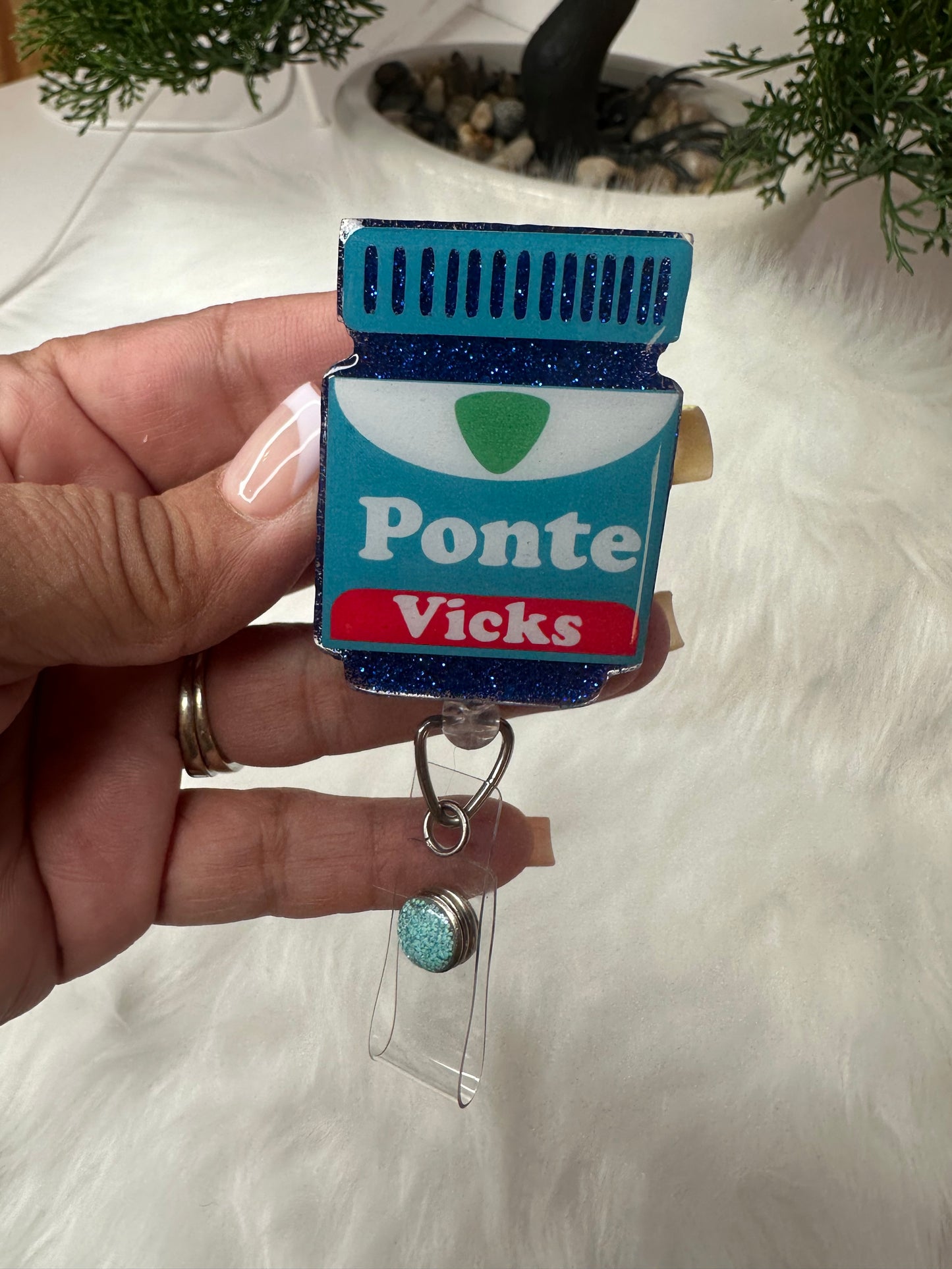 Ponte Vicks Badge Reel