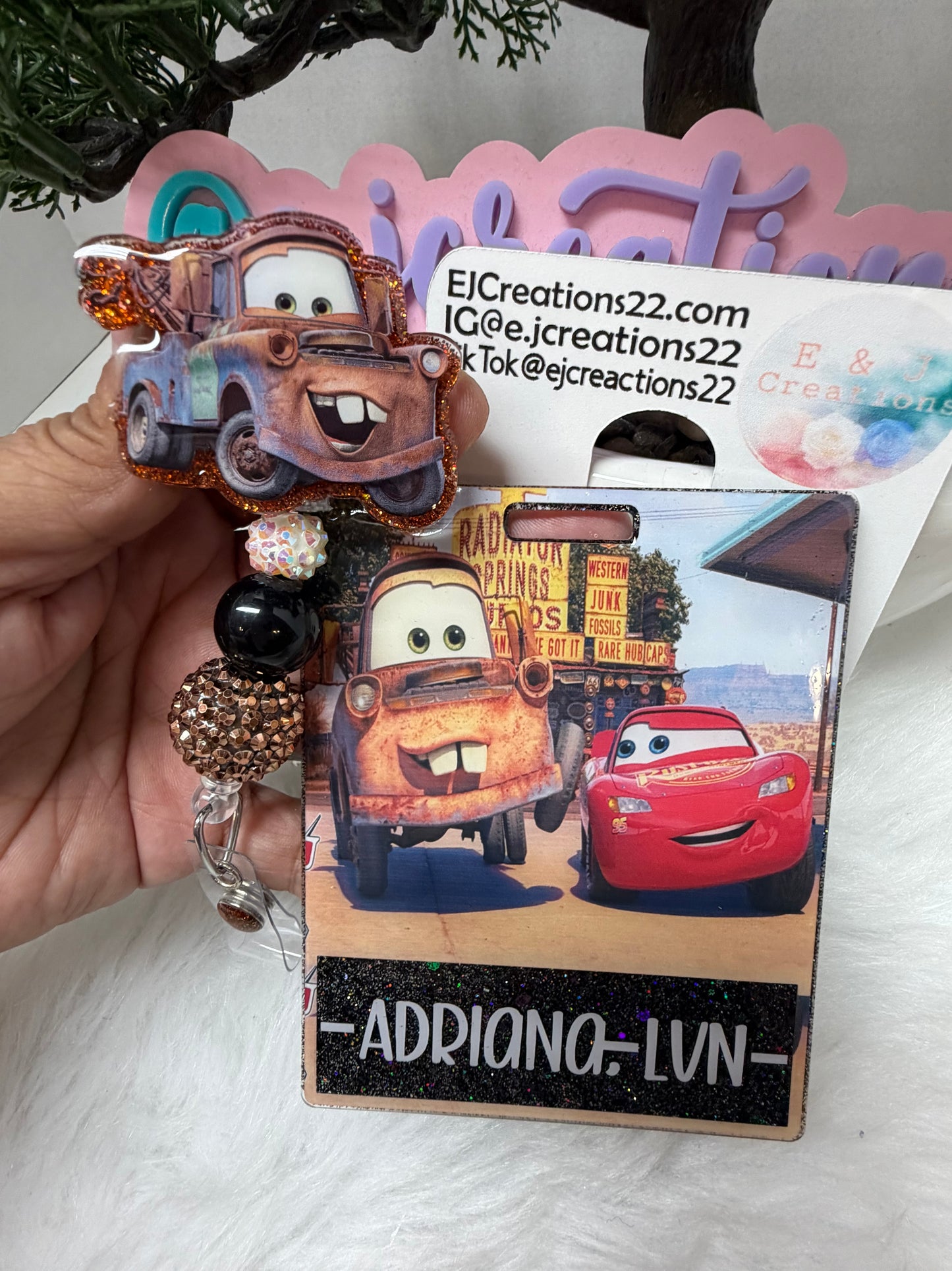 Towmatoe Badge Buddy Set