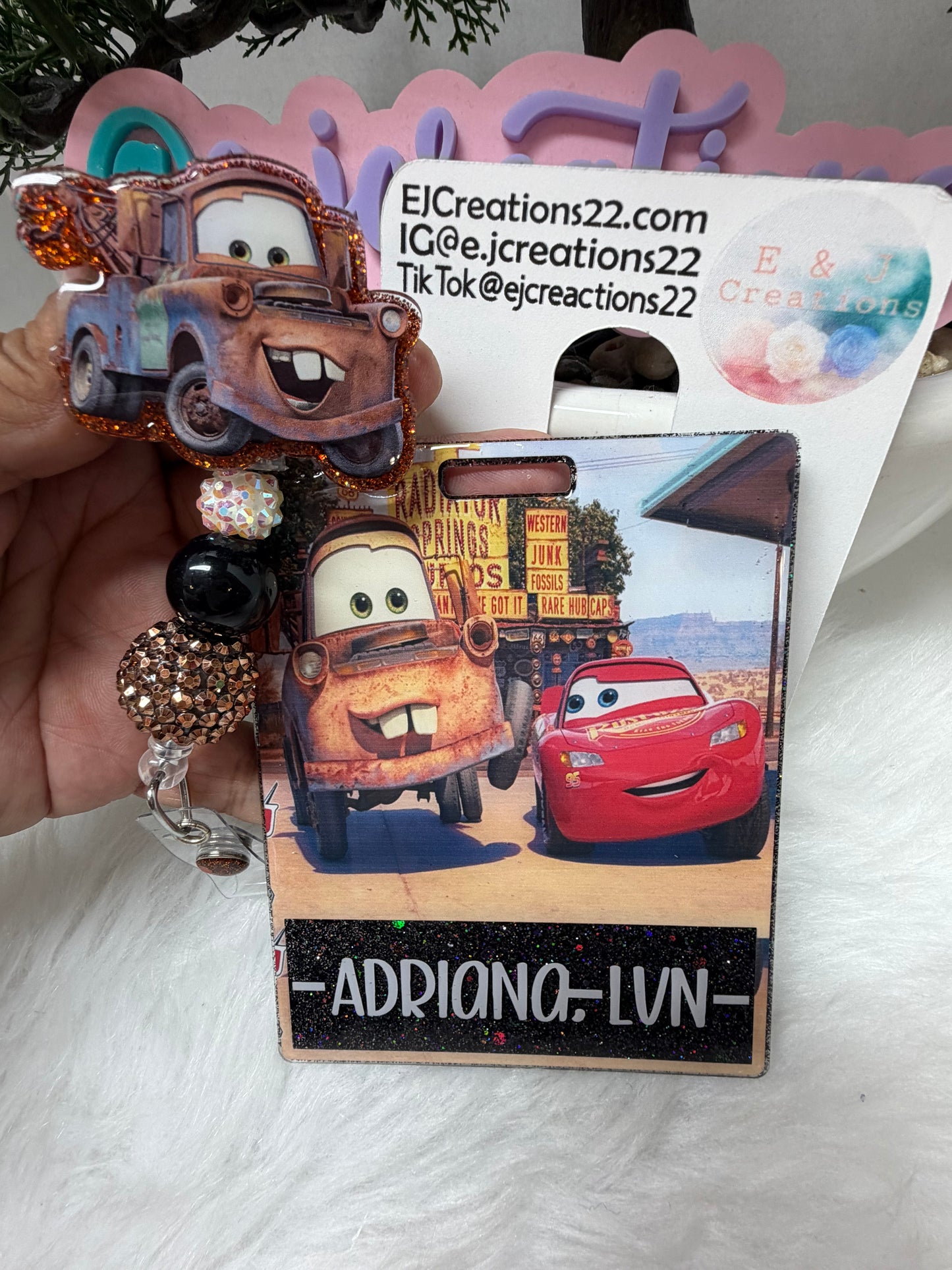 Towmatoe Badge Buddy Set