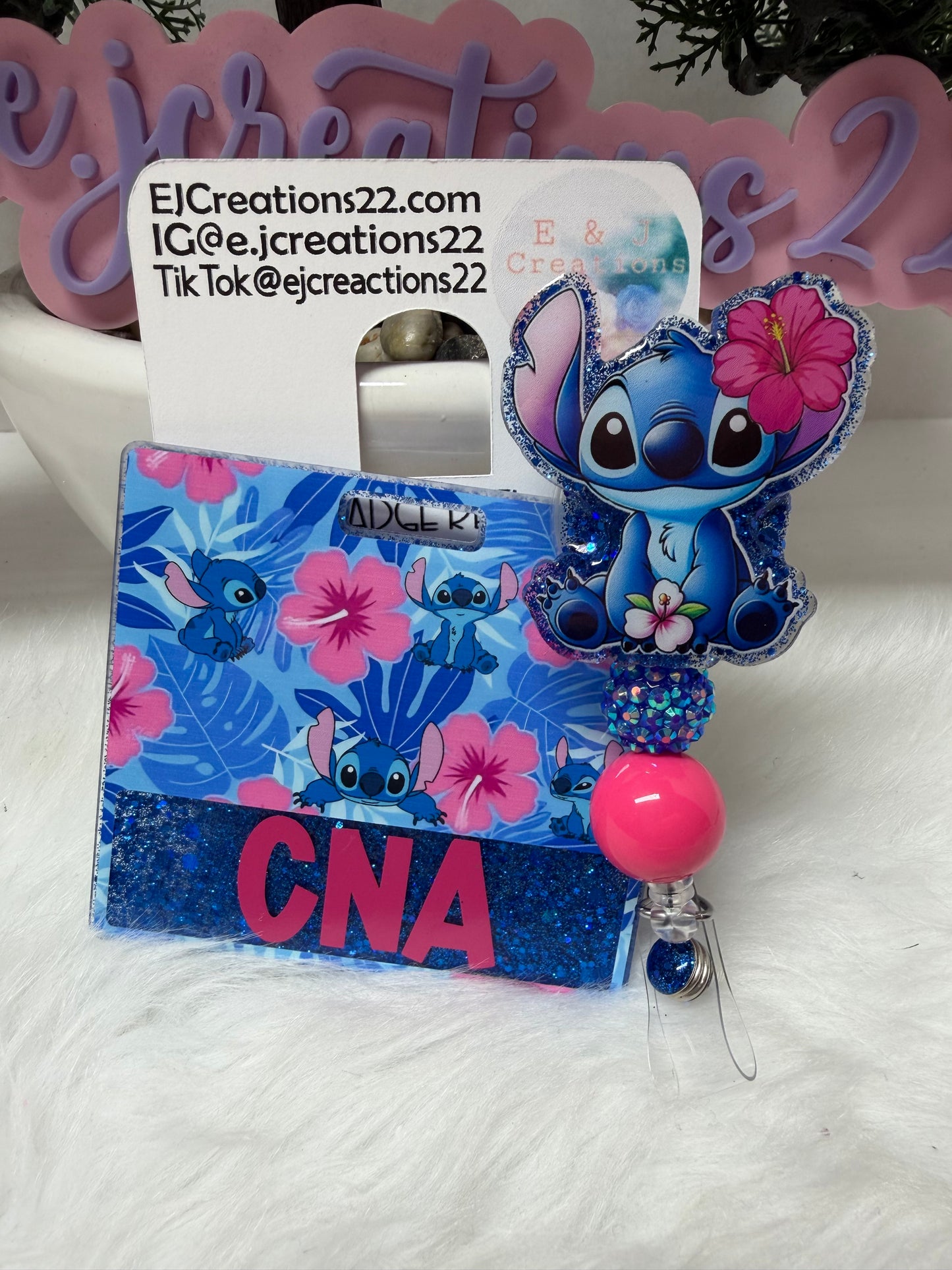 Blue Alien Badge Buddy Set