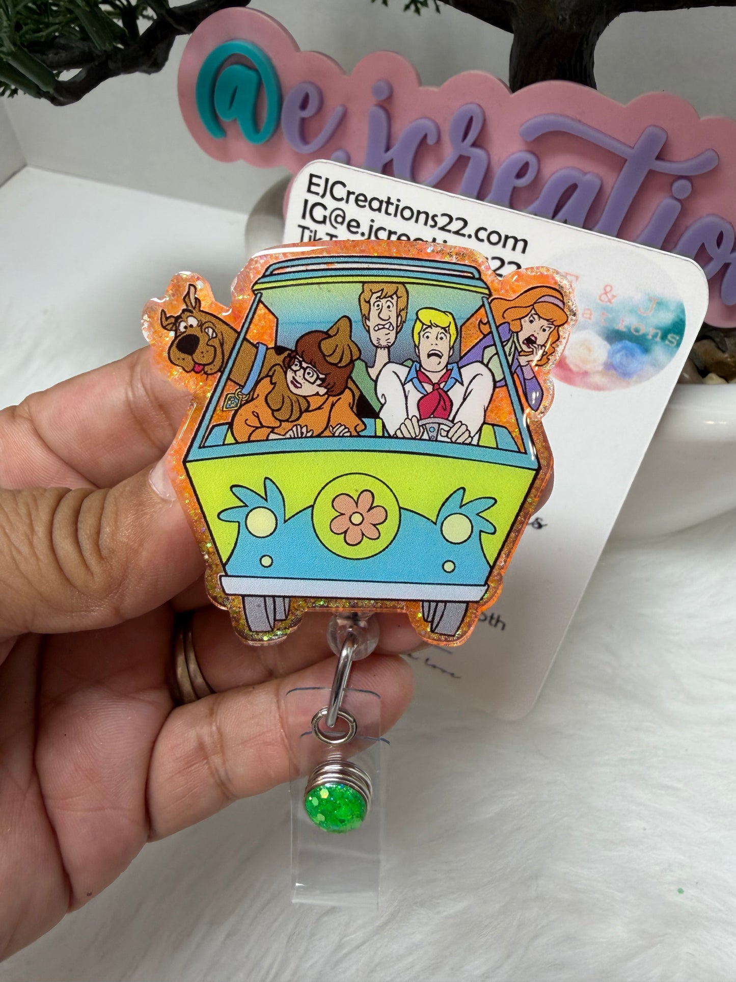 Mystery Can Badge Reel