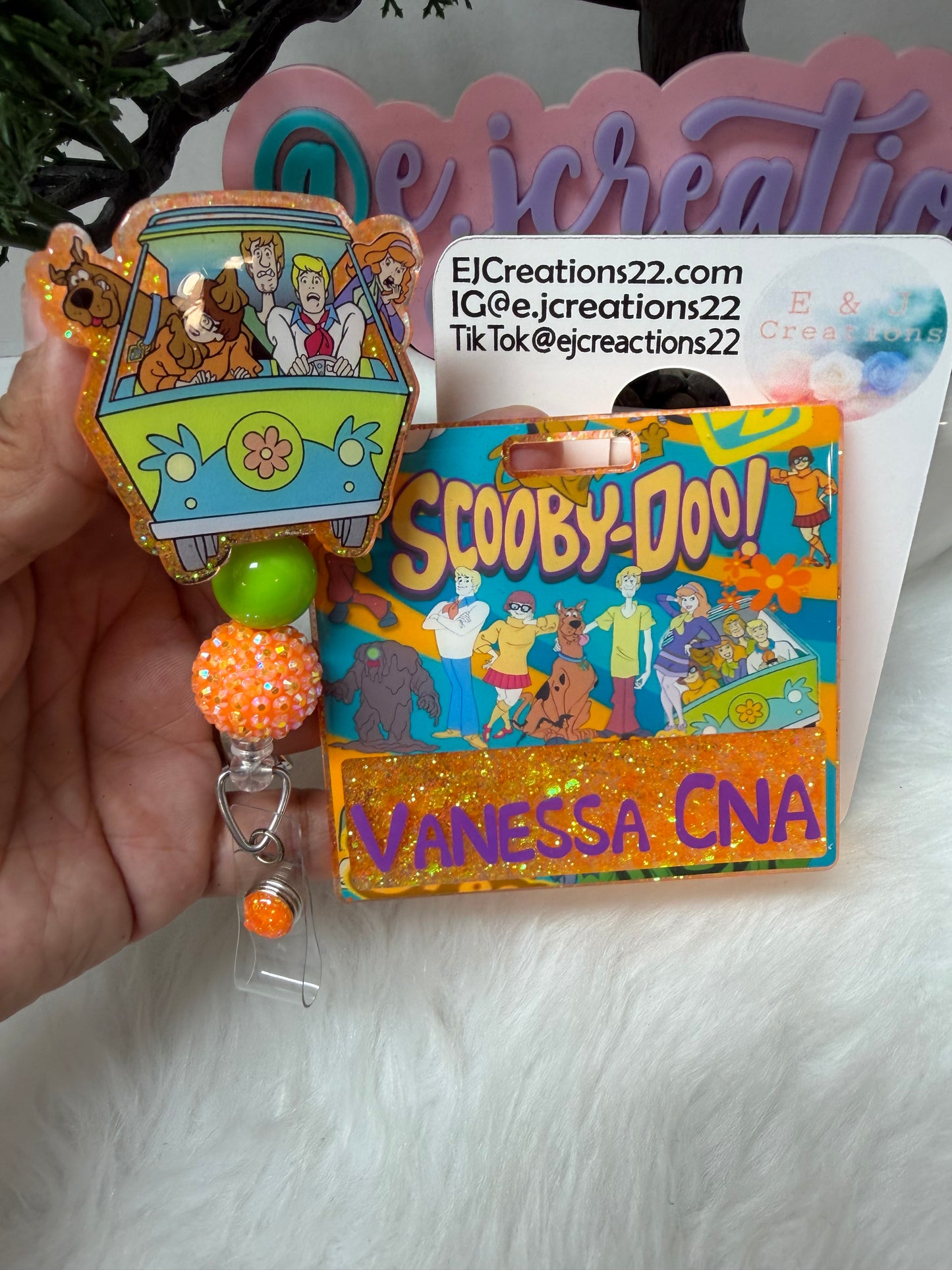 Mystery Can Badge Buddy set