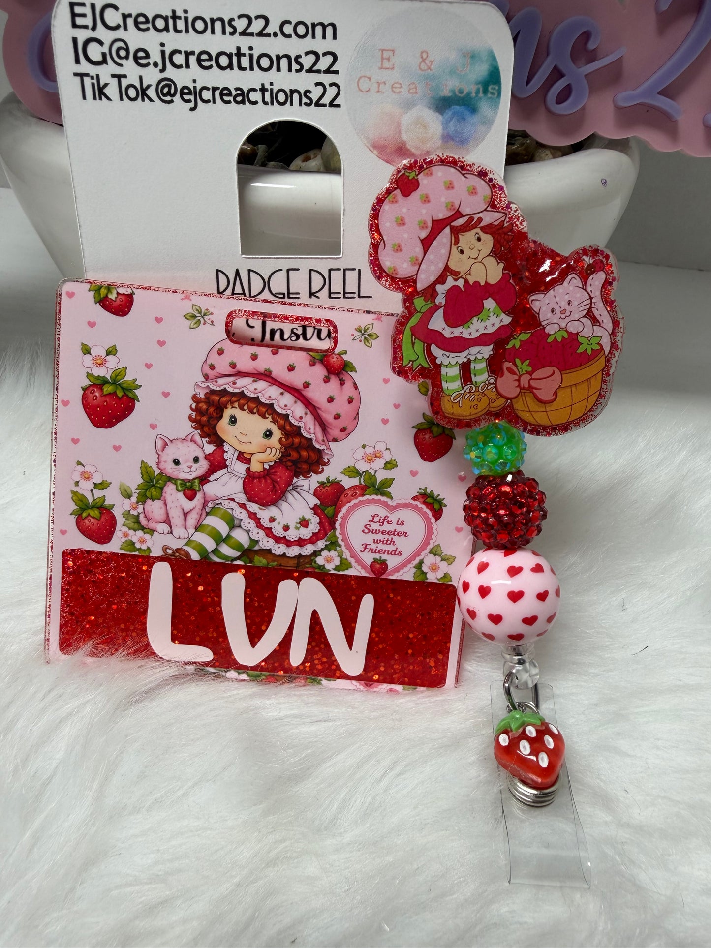 Life Is Sweeter with Friends Badge Buddy Set
