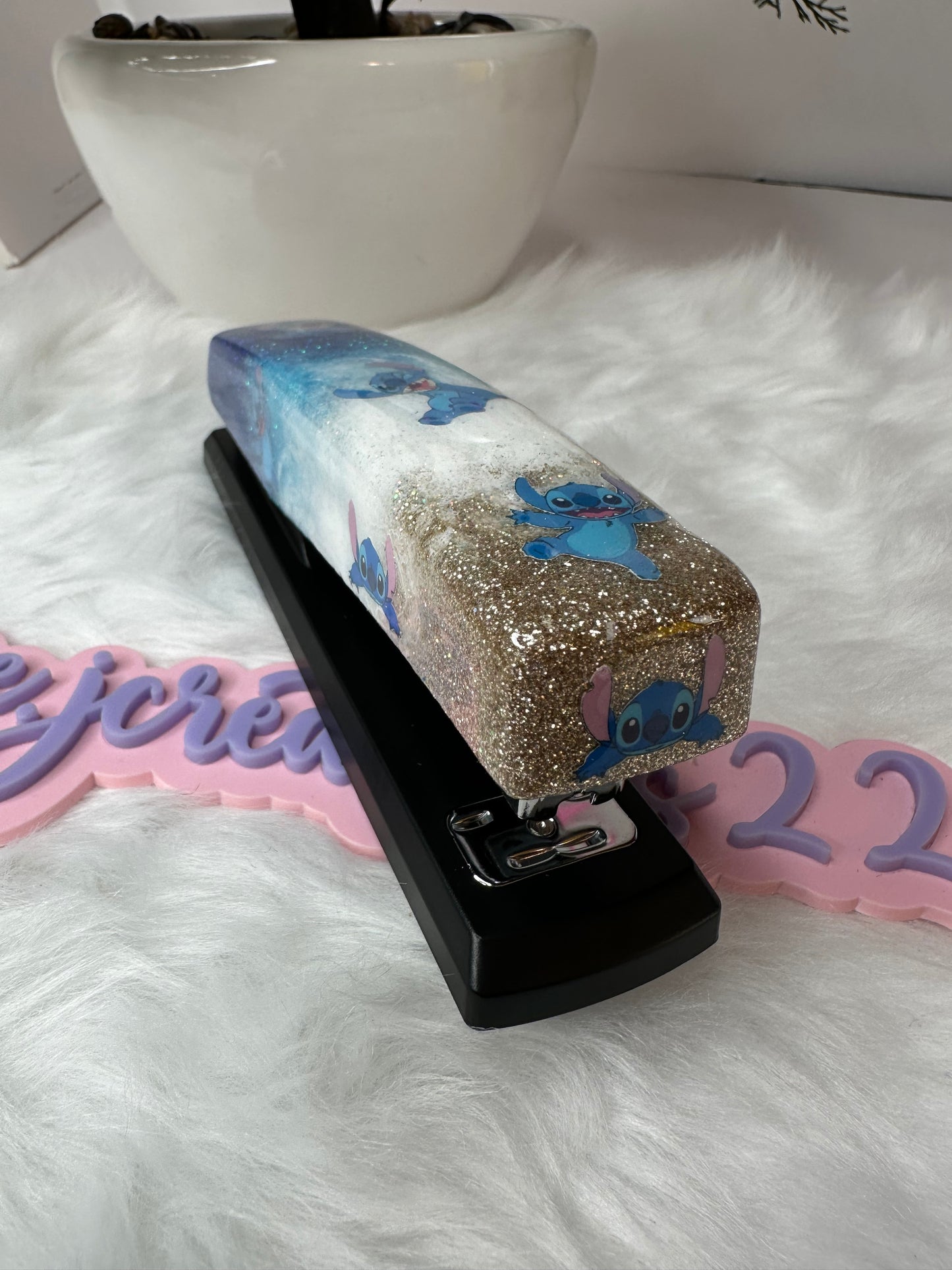 Beach Blue Alien Epoxy Glitter Stapler