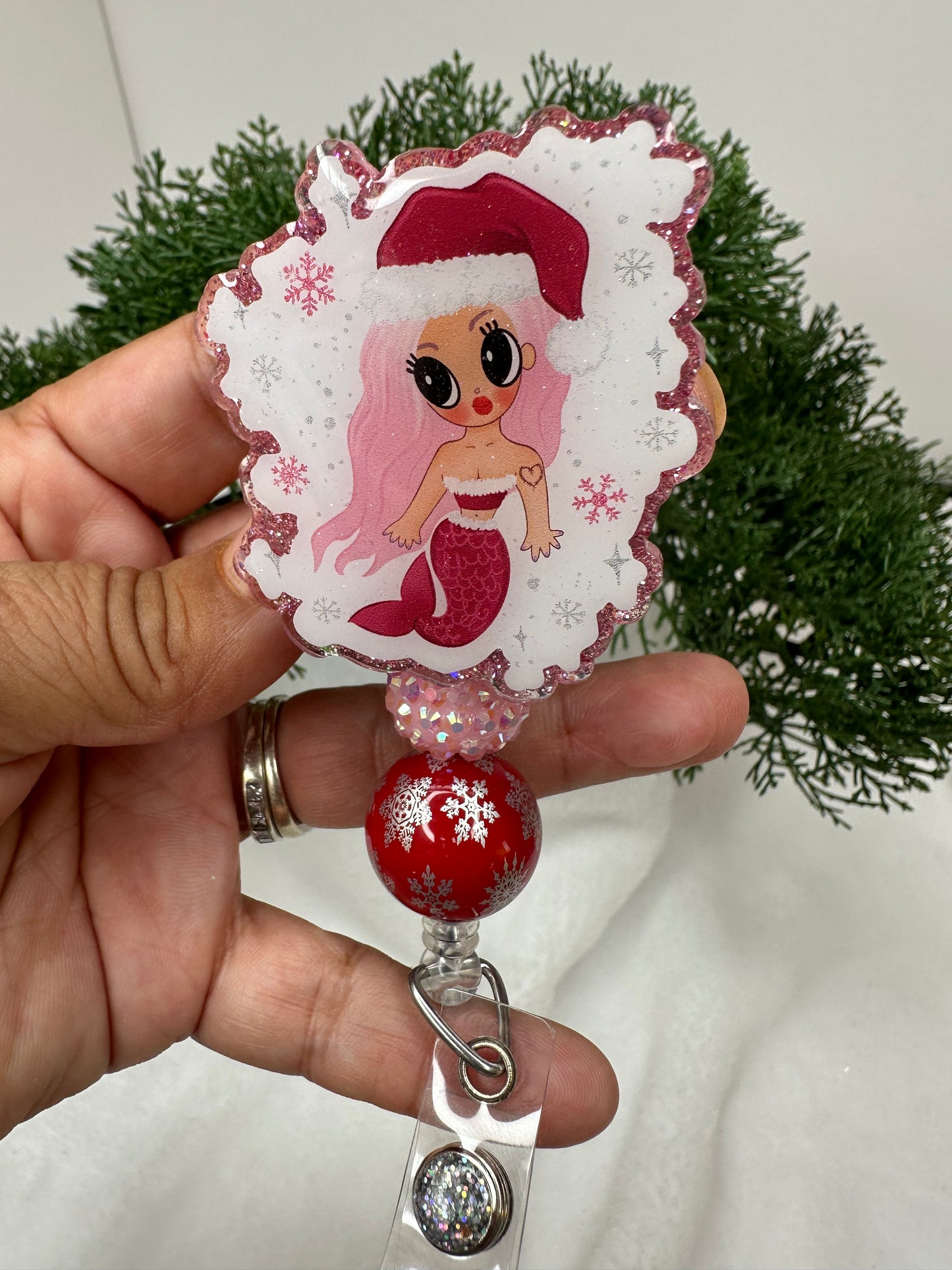 Bichota Christmas Badge Reel