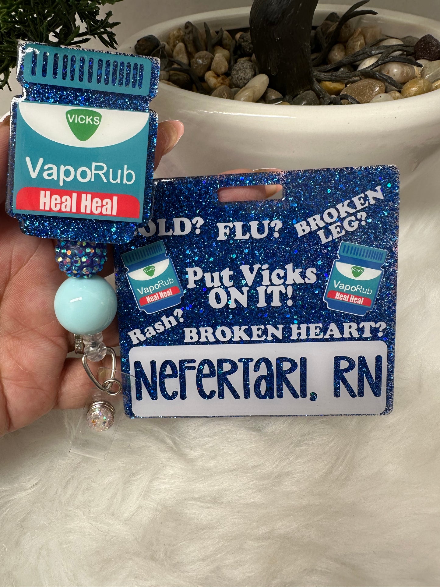 Put Vicks On It! Badge Buddy Set