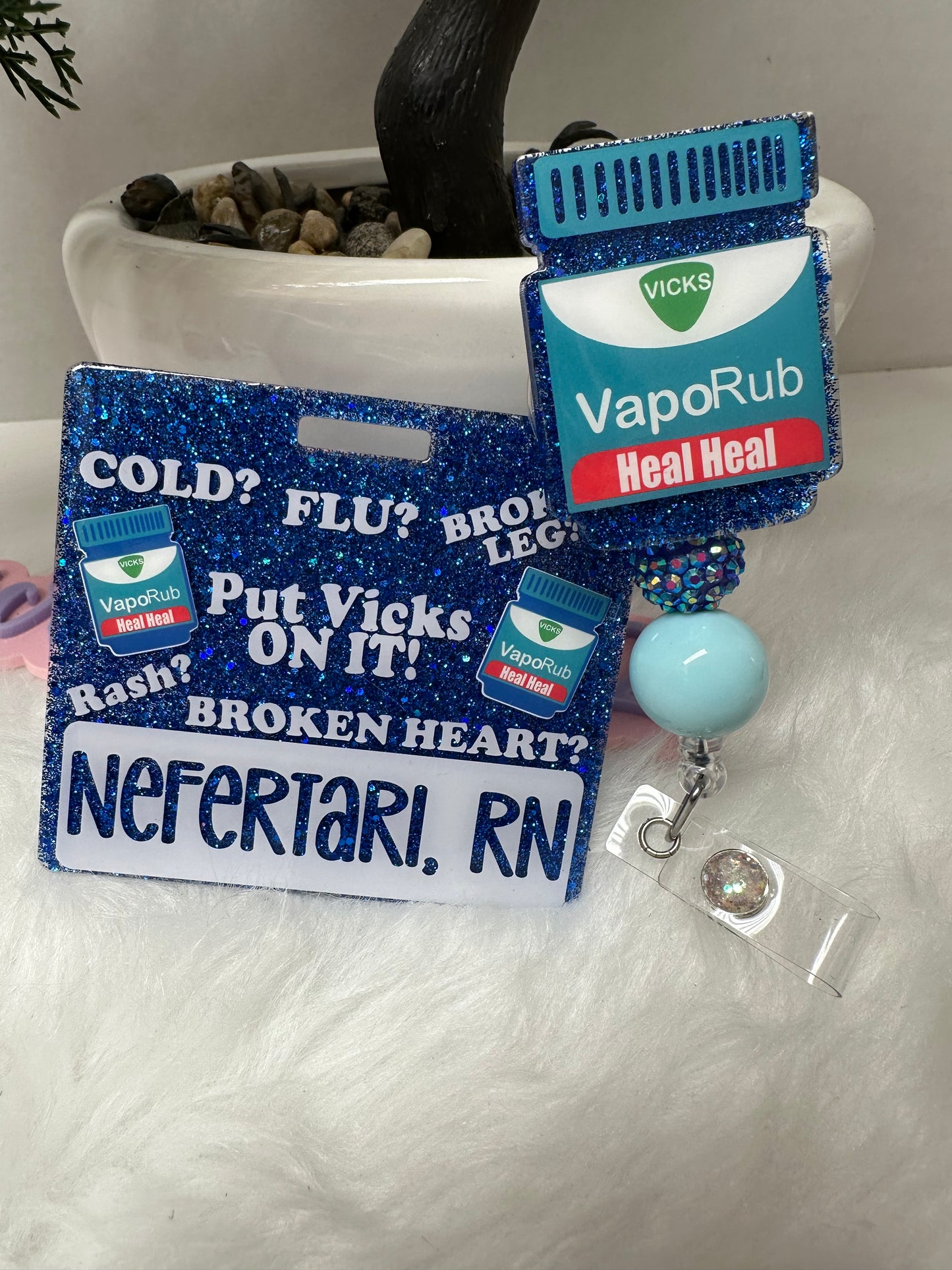 Put Vicks On It! Badge Buddy Set